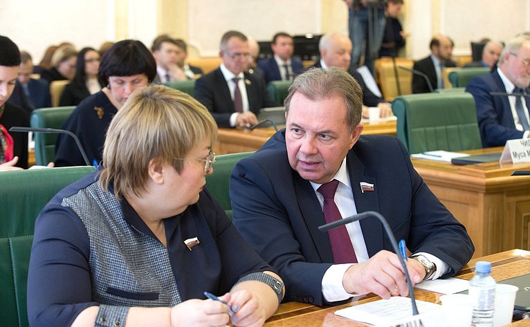 Повышение качества муниципального управления обсудили в Совете Федерации